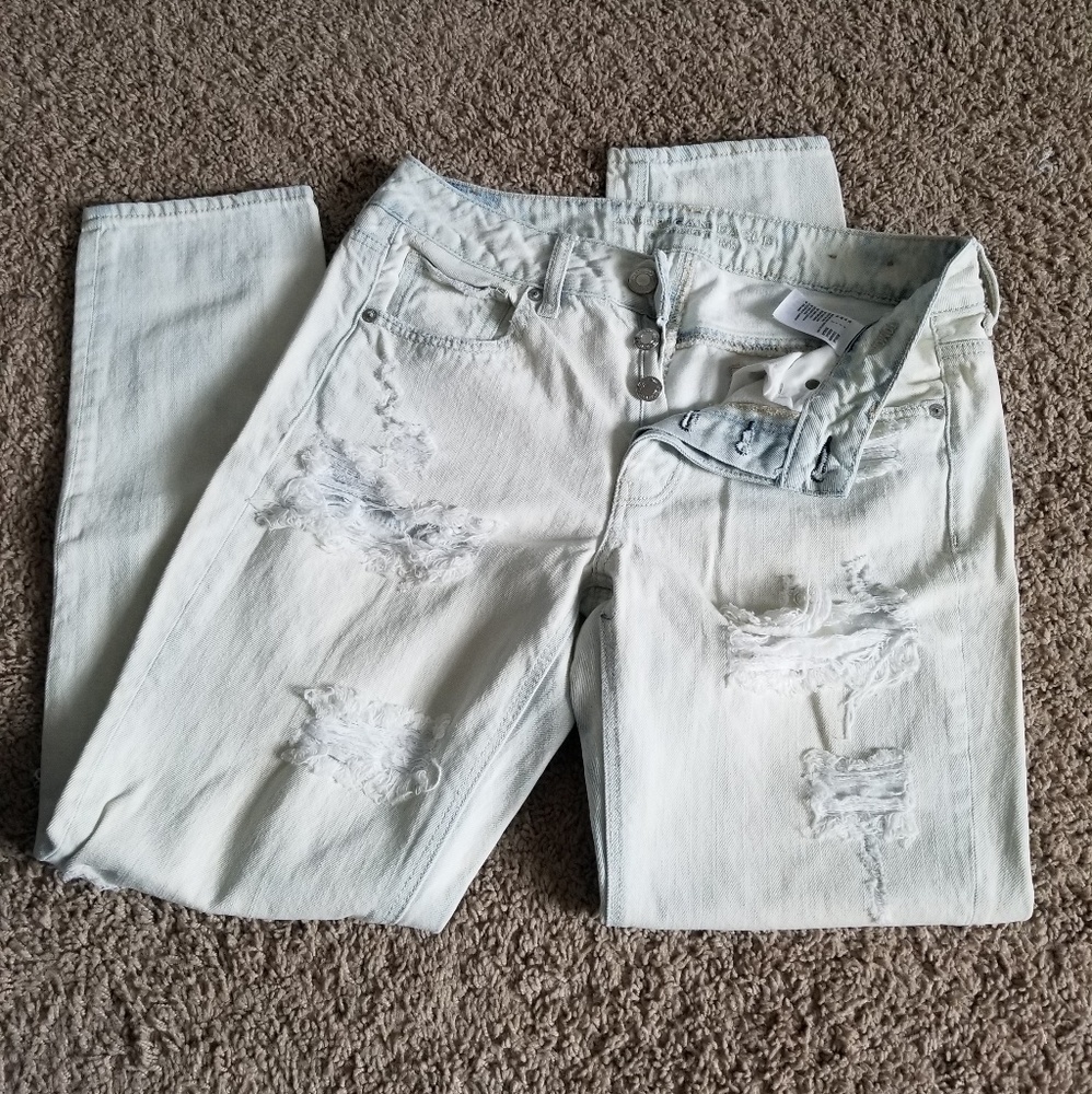 American Eagle Tomgirl jeans